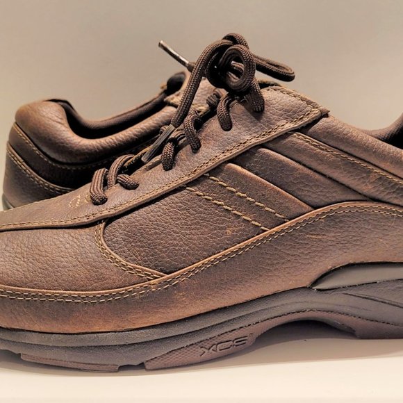 Womens size 7 ROCKPORT XCS leather (with HYDRO SHIELD) waterproof hiking shoes - Picture 2 of 9